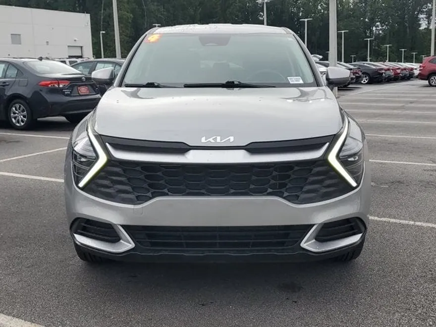 2024 Kia Sportage LX photo 1