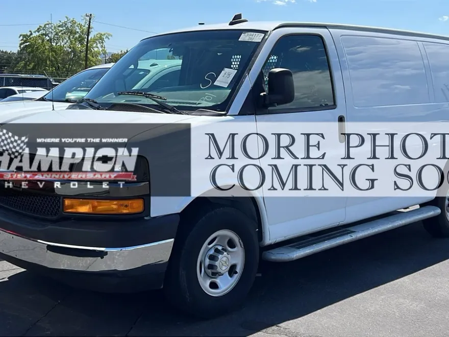 2023 Chevrolet Express Cargo 2500 photo 1