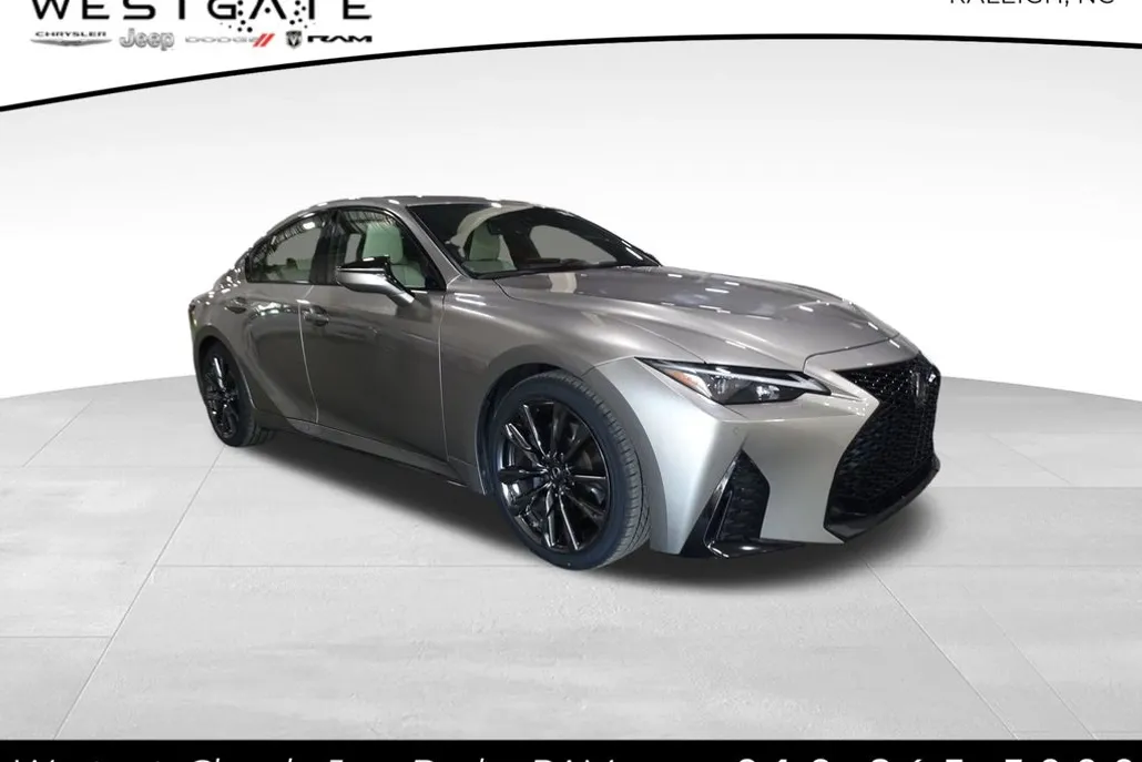 2022 Lexus IS 350 F SPORT photo 1