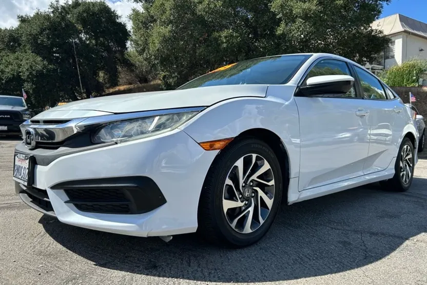 2016 Honda Civic EX photo 1