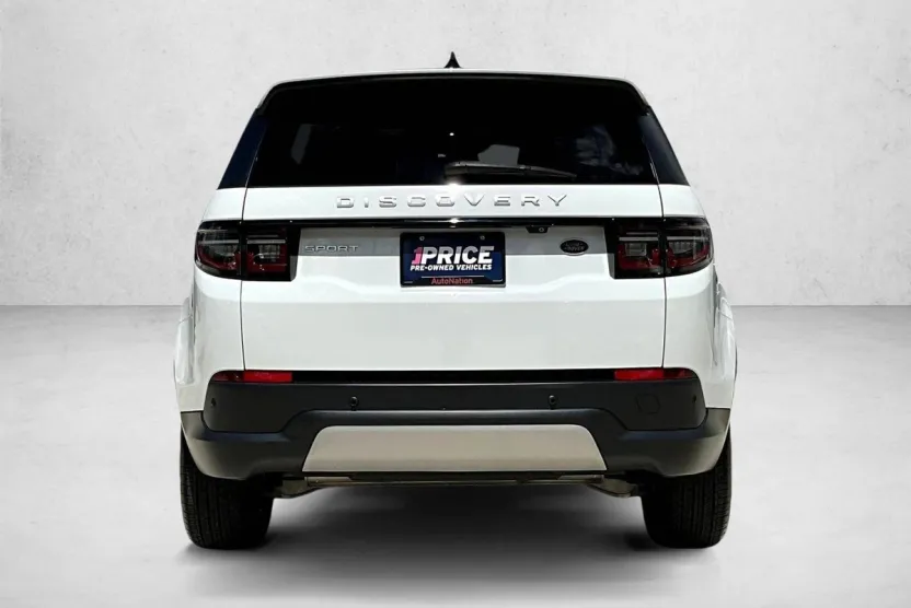 2021 Land Rover Discovery Sport S photo 1