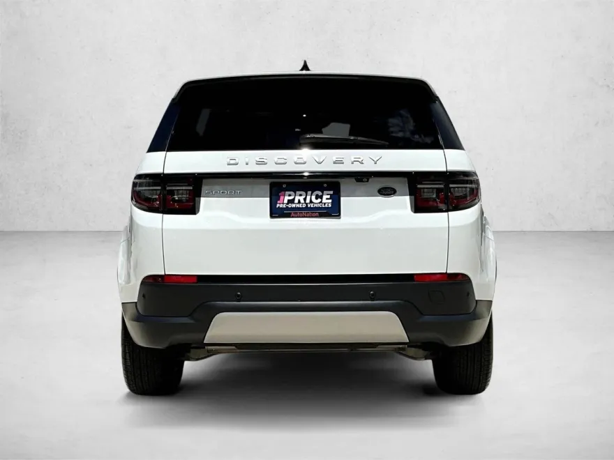 2021 Land Rover Discovery Sport S photo 1