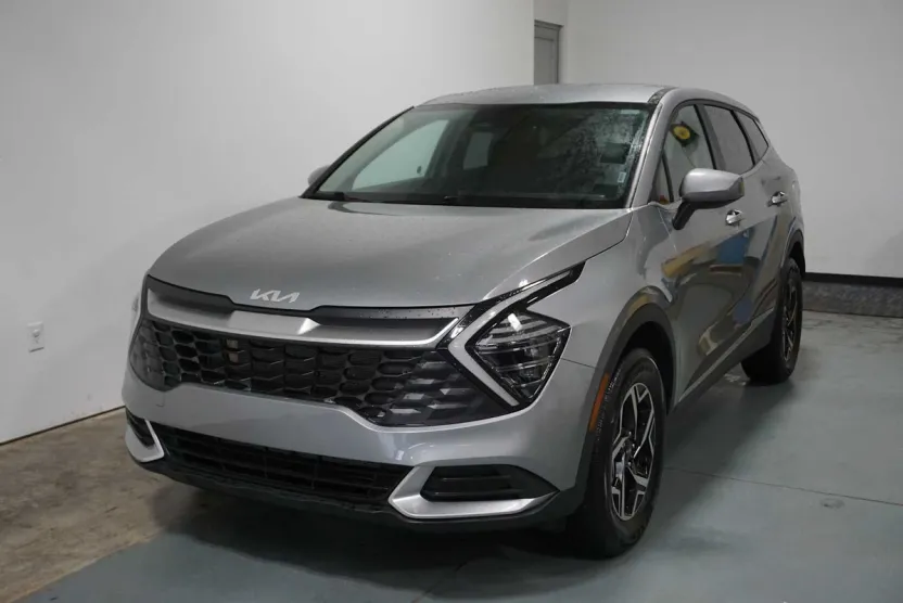 2024 Kia Sportage LX photo 1