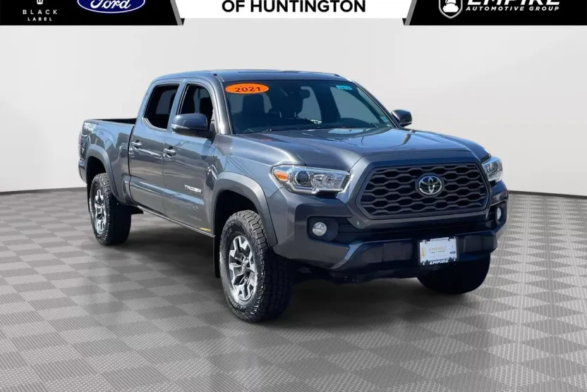 2021 Toyota Tacoma TRD Off-Road photo 1