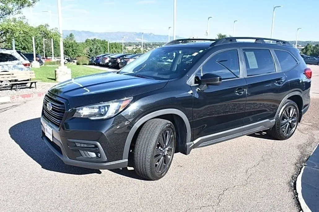 2022 Subaru Ascent Onyx Edition photo 1