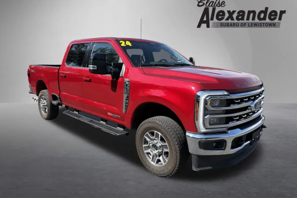 2024 Ford F-350 Lariat photo 1