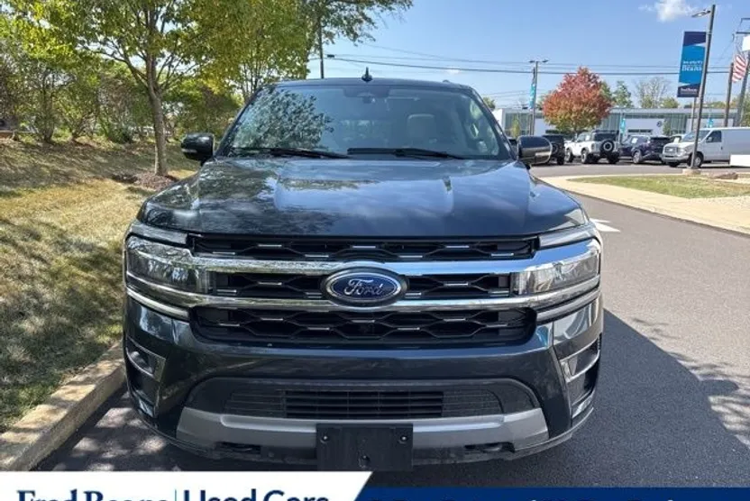2024 Ford Expedition MAX Limited photo 1