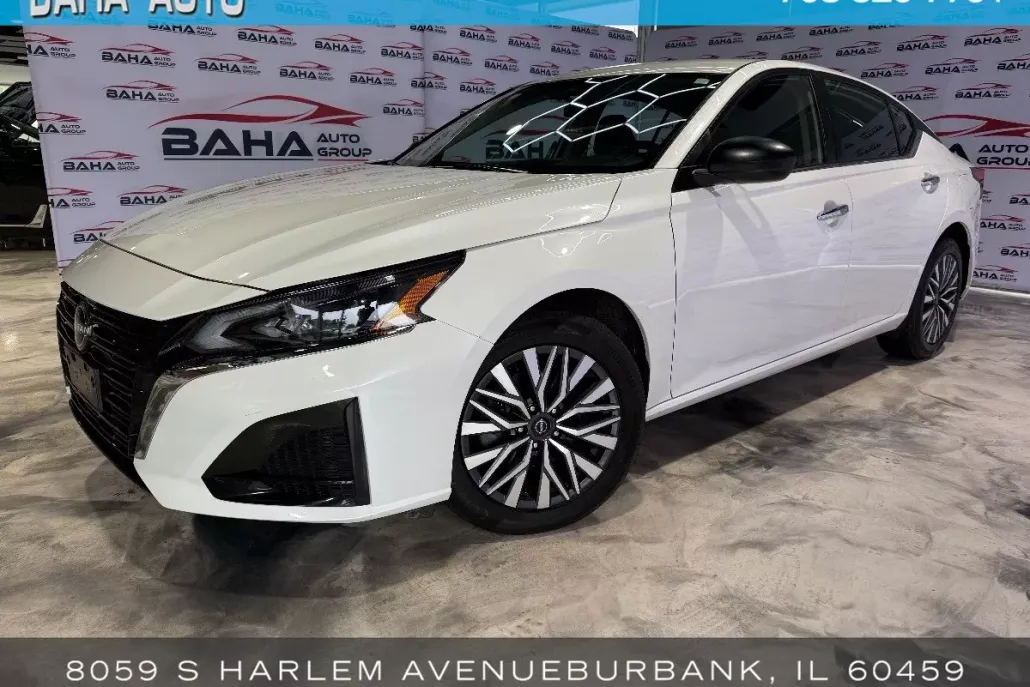 2024 Nissan Altima 2.5 SV photo 1