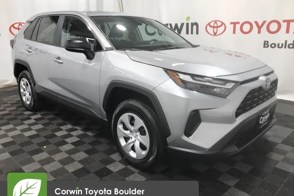 2025 Toyota RAV4 LE photo 1