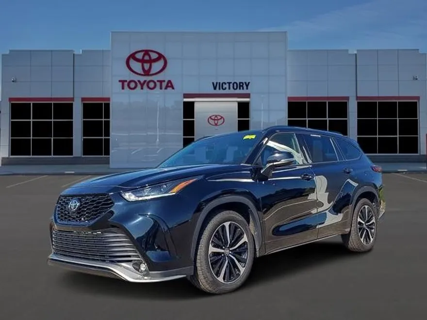 2022 Toyota Highlander XSE photo 1