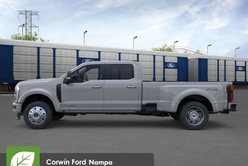 2026 Ford F-450 photo 1
