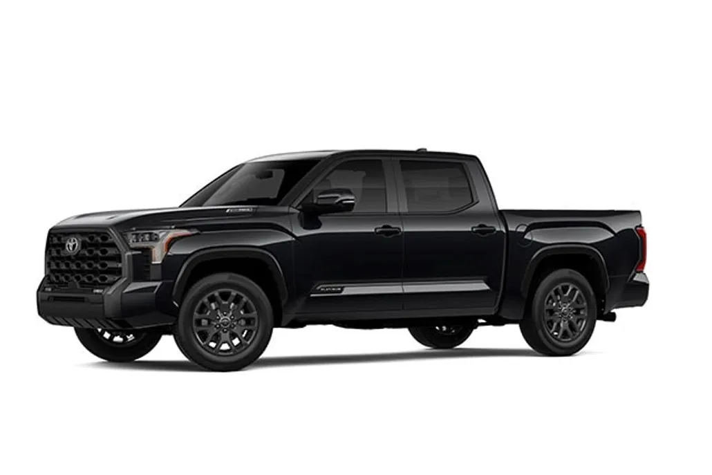 2025 Toyota Tundra Platinum CrewMax photo 1