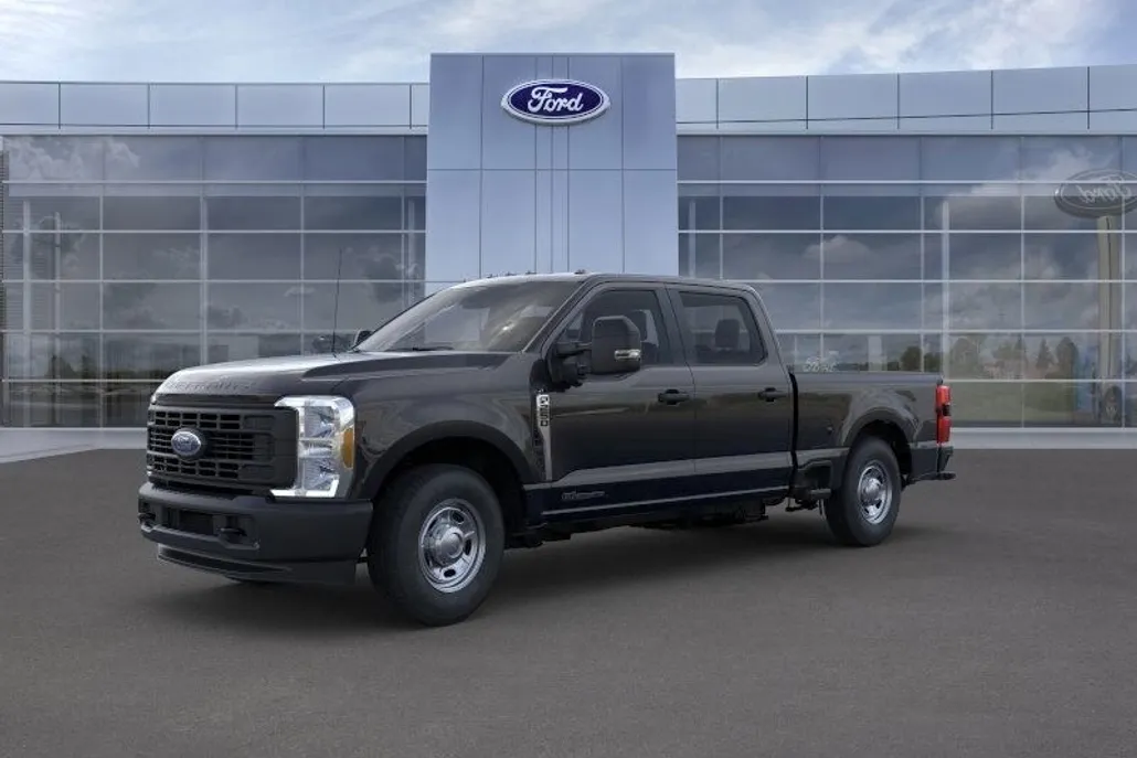 2025 Ford F-250 photo 1