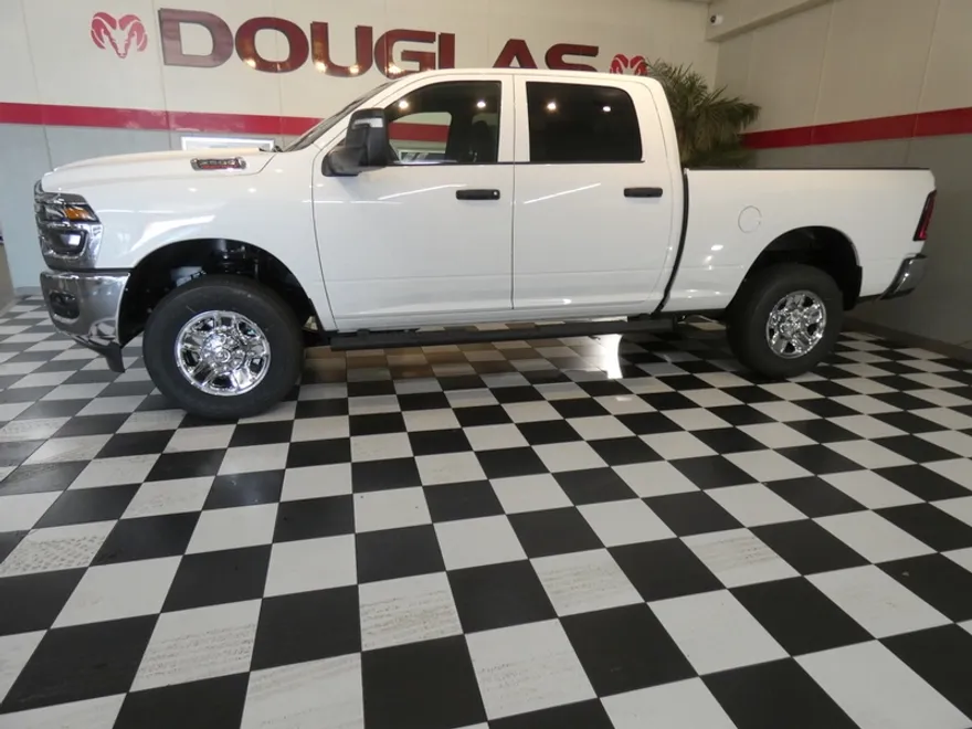 2025 Ram 2500 Tradesman photo 1