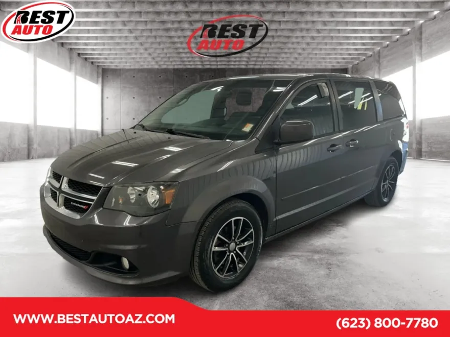 2015 Dodge Grand Caravan SXT Plus photo 1