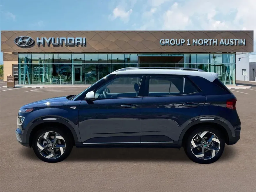 2025 Hyundai Venue Limited photo 1