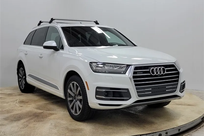 2017 Audi Q7 3.0T Premium Plus photo 1