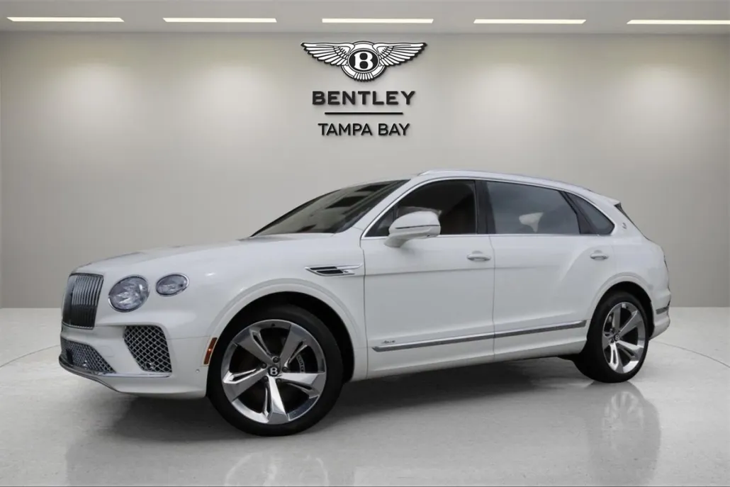 2025 Bentley Bentayga V8 EWB photo 1