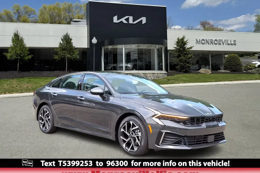 2026 Kia K5 EX photo 1