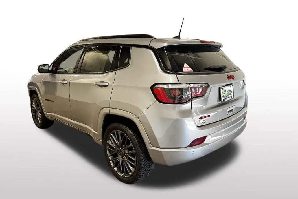 2023 Jeep Compass Base photo 1