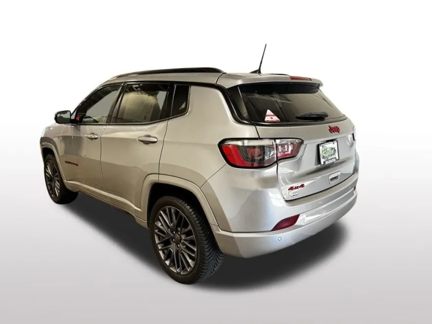 2023 Jeep Compass Base photo 1
