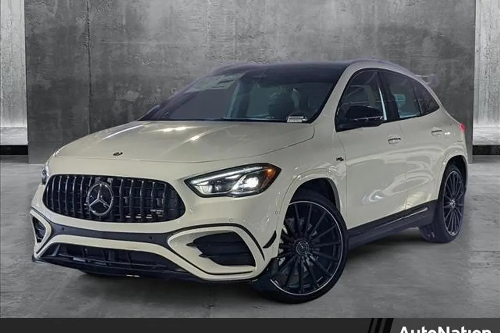 2025 Mercedes Benz GLA AMG 35 4MATIC photo 1