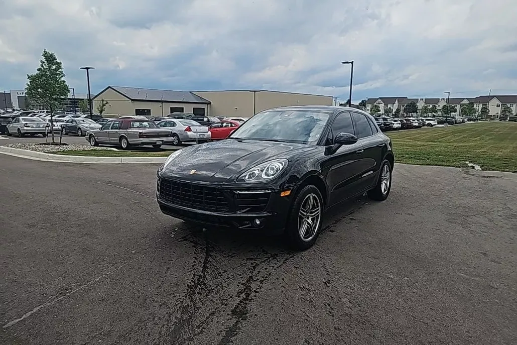 2018 Porsche Macan photo 1