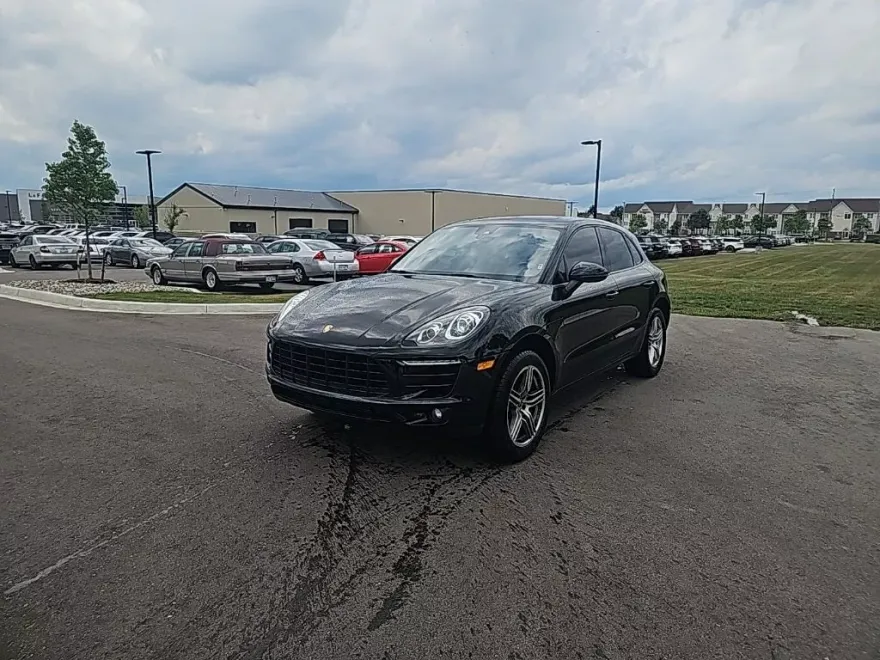 2018 Porsche Macan photo 1