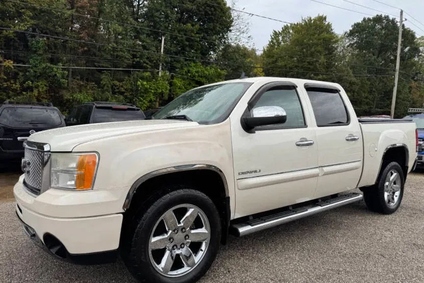 2013 Gmc Sierra 1500 Denali photo 1