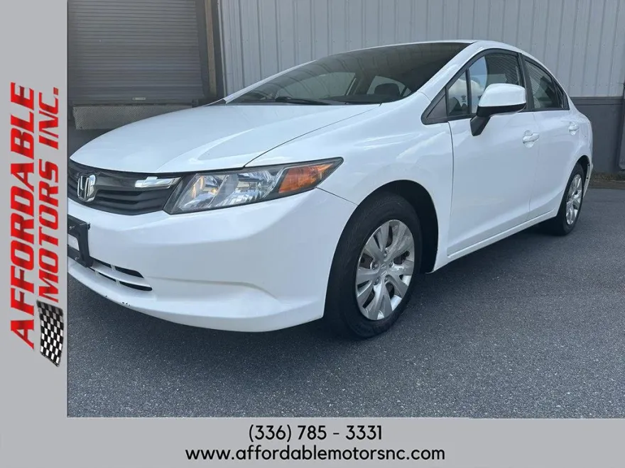 2012 Honda Civic LX photo 1