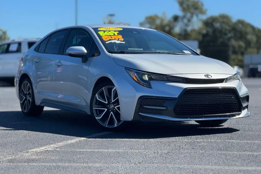 2020 Toyota Corolla SE photo 1
