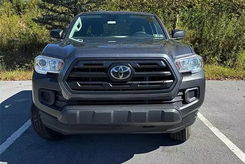 2019 Toyota Tacoma SR photo 1