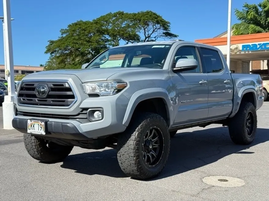 2019 Toyota Tacoma SR5 V6 photo 1