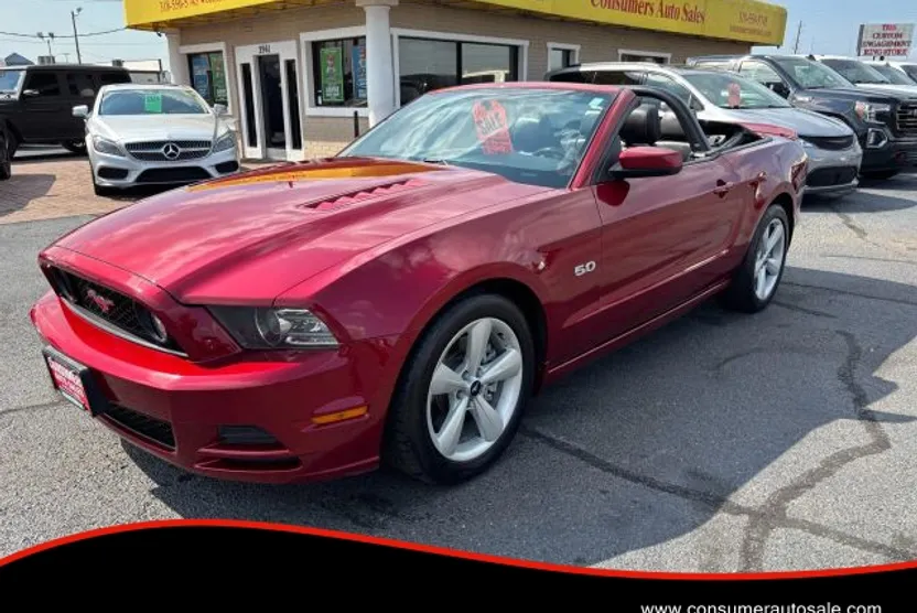 2014 Ford Mustang GT Premium Convertible photo 1
