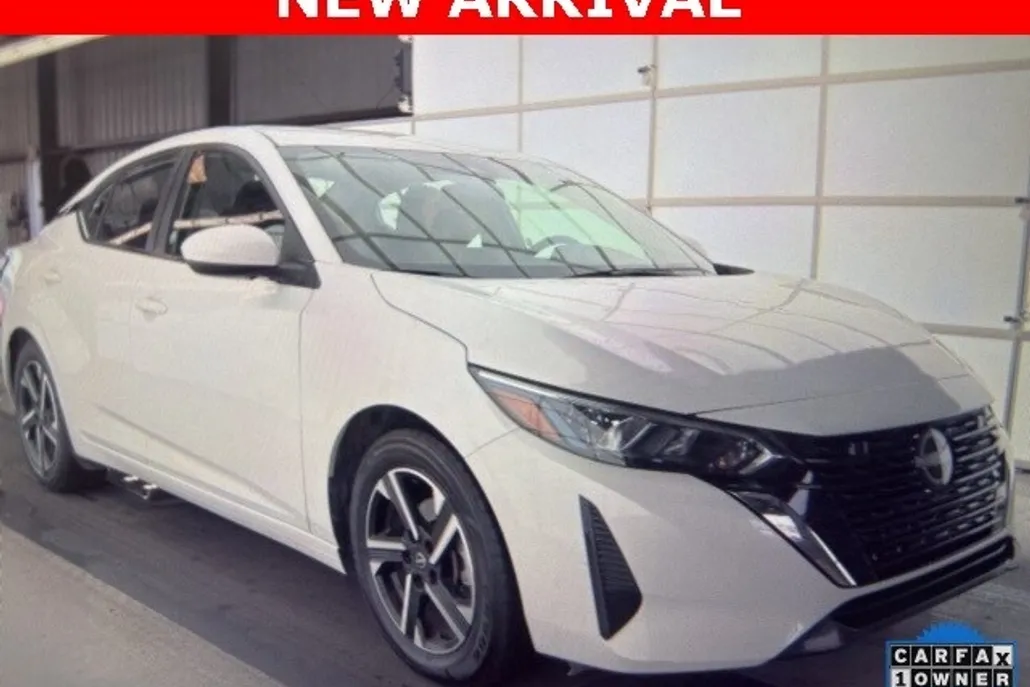 2024 Nissan Sentra SV photo 1