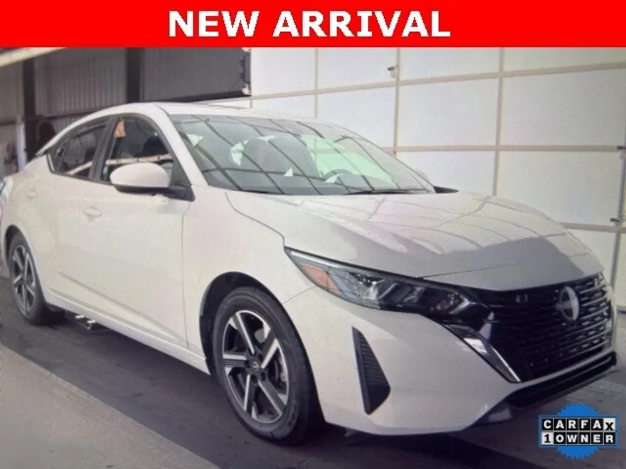 2024 Nissan Sentra SV photo 1