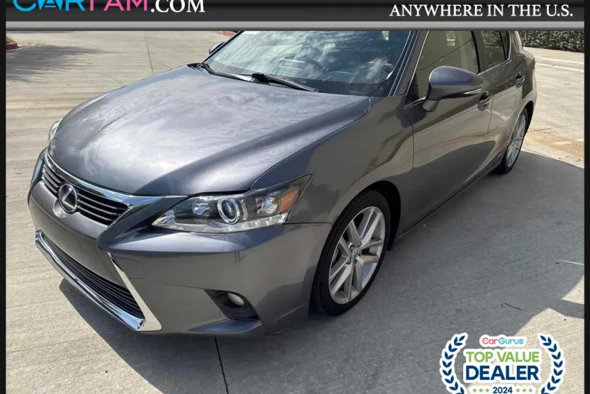 2016 Lexus CT 200h photo 1