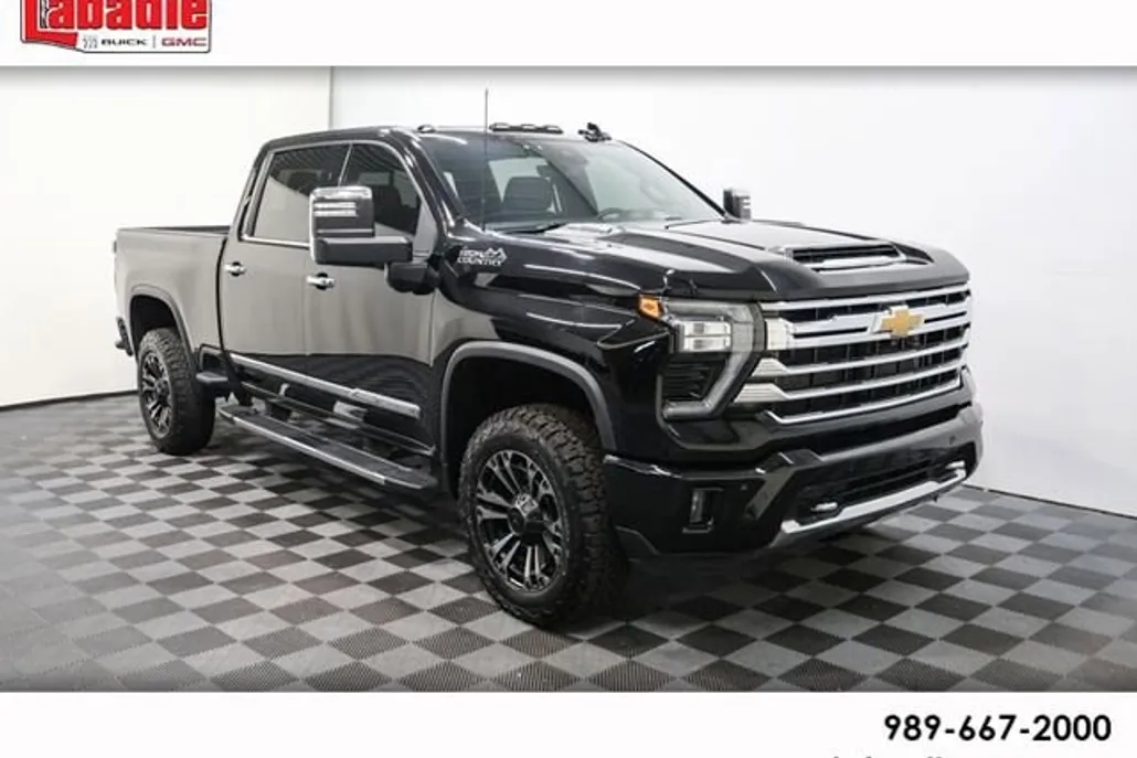 2024 Chevrolet Silverado High Country photo 1