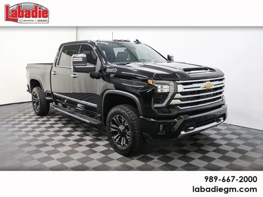 2024 Chevrolet Silverado High Country photo 1
