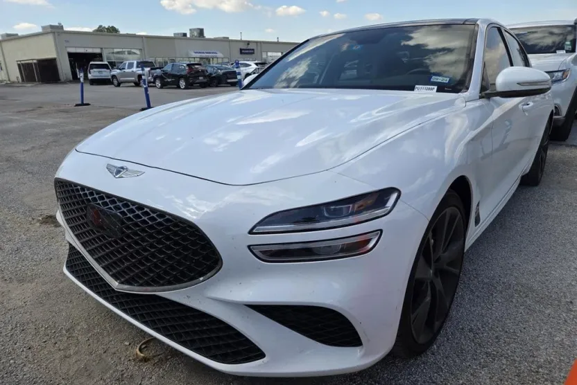 2023 Genesis G70 2.0T photo 1
