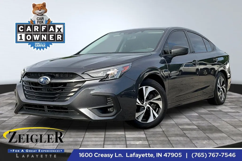 2024 Subaru Legacy Base photo 1
