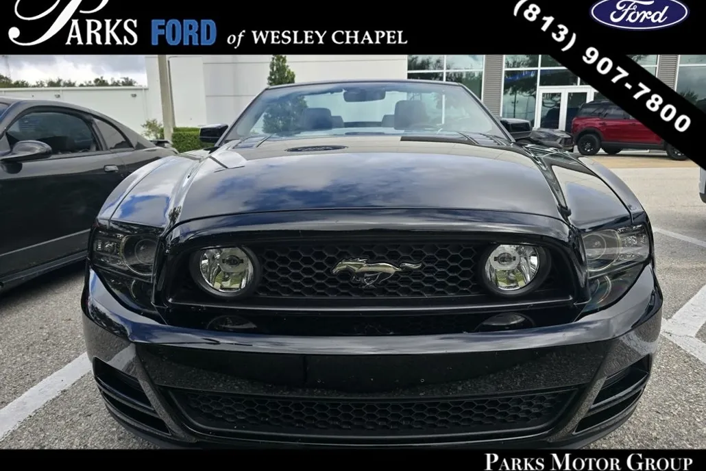 2014 Ford Mustang GT Premium photo 1