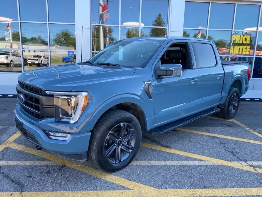 2023 Ford F-150 Lariat photo 1