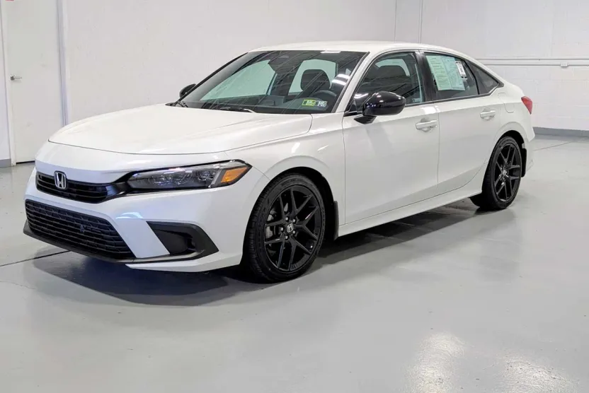 2024 Honda Civic Sport photo 1