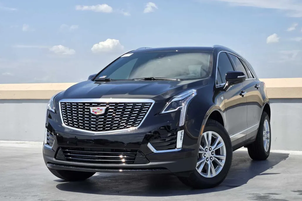2025 Cadillac XT5 Luxury photo 1