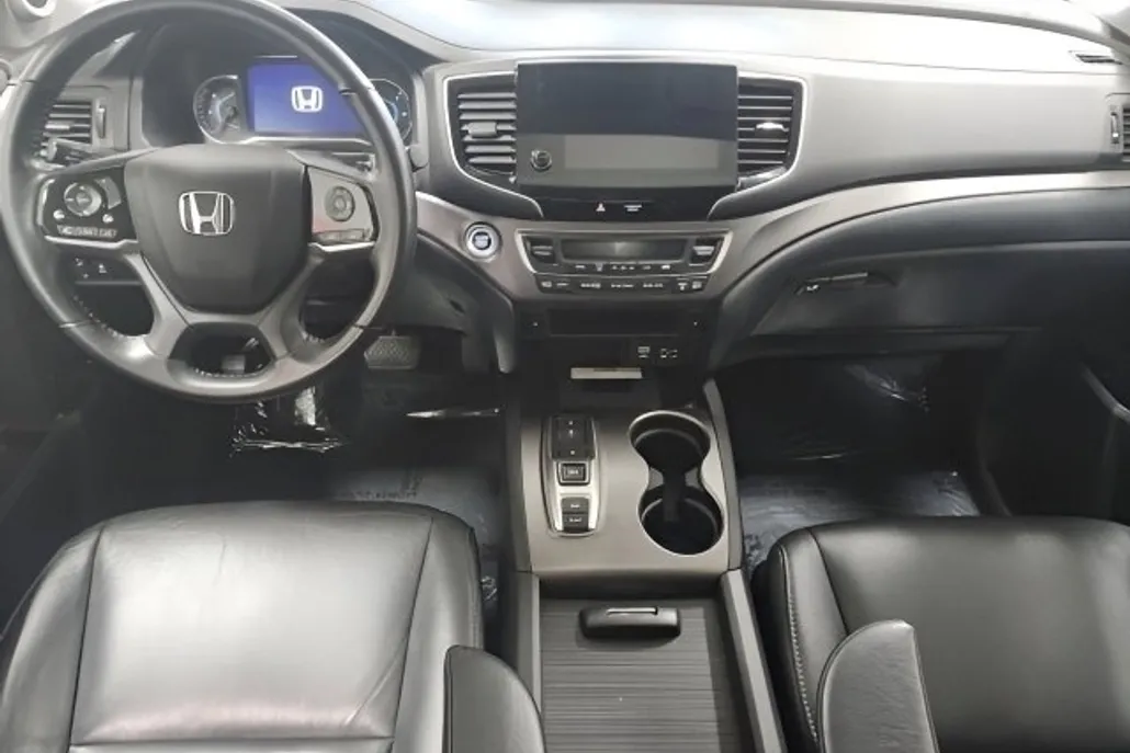 2021 Honda Pilot SE photo 1
