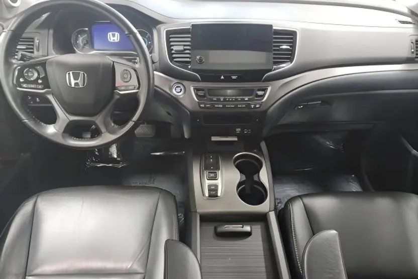 2021 Honda Pilot SE photo 1