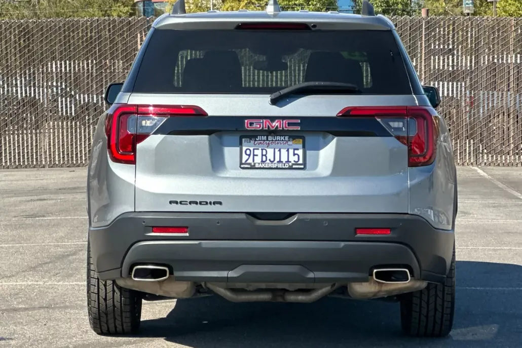 2023 Gmc Acadia SLE photo 1