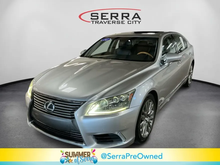 2014 Lexus LS 460 L photo 1