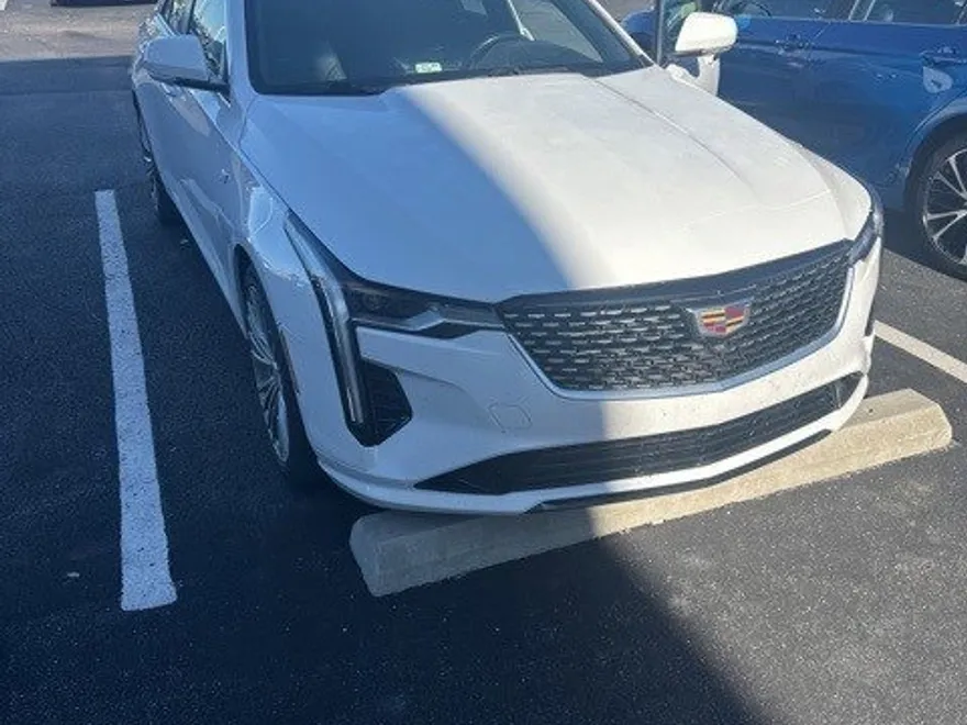 2020 Cadillac CT4 Premium Luxury photo 1